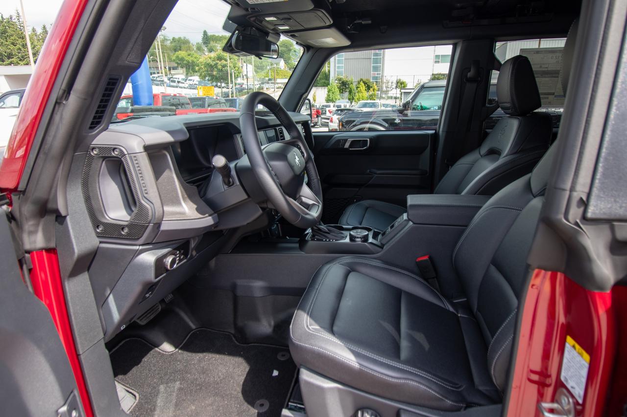 2025 Ford Bronco Big Bend 4 Door 4x4 Photo5