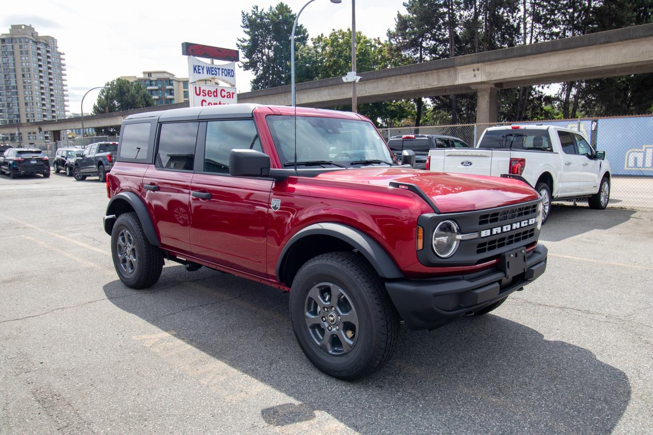 2025 Ford Bronco Big Bend 4 Door 4x4 Photo3