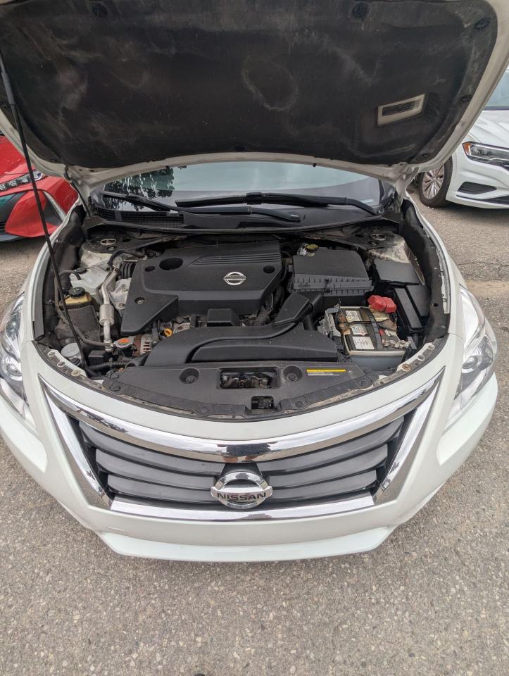 2015 Nissan Altima 2.5 SV - Photo #18