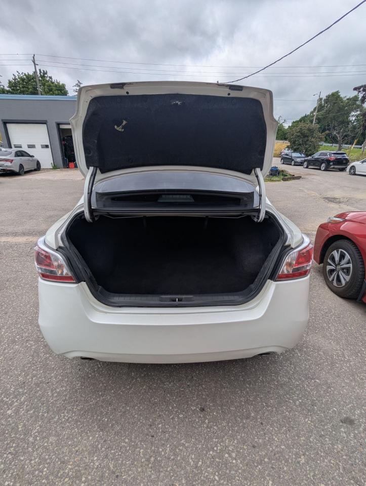 2015 Nissan Altima 2.5 SV - Photo #13