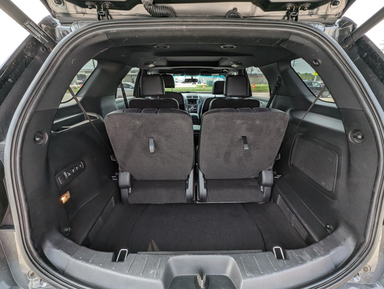 2016 Ford Explorer SPORT | NO ACCIDENTS | LOW KMS | TWIN TURBO - Photo #5