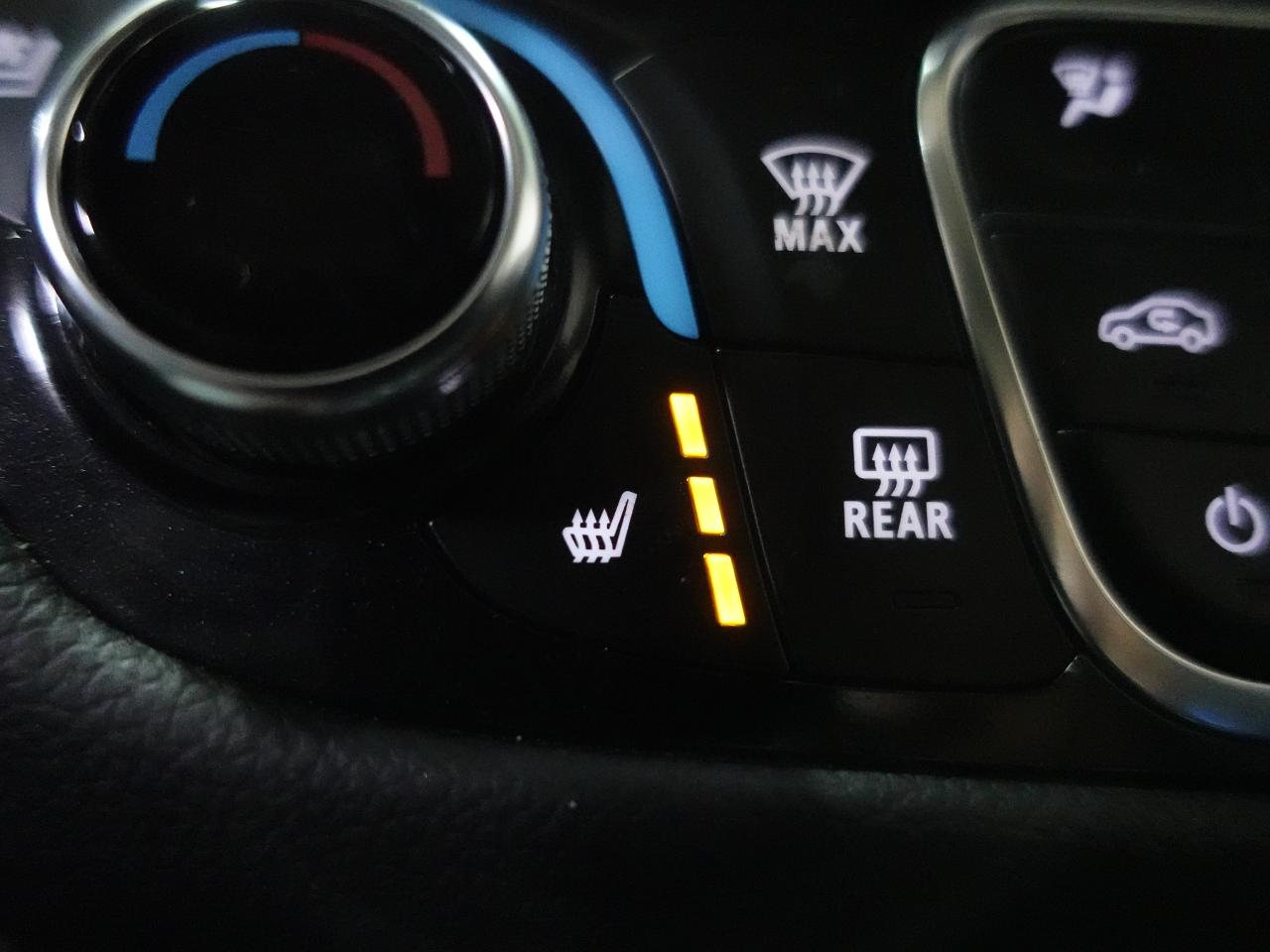 2023 Chevrolet Equinox PREMIER | AWD | Nav | Leather | Panoroof | CarPlay Photo