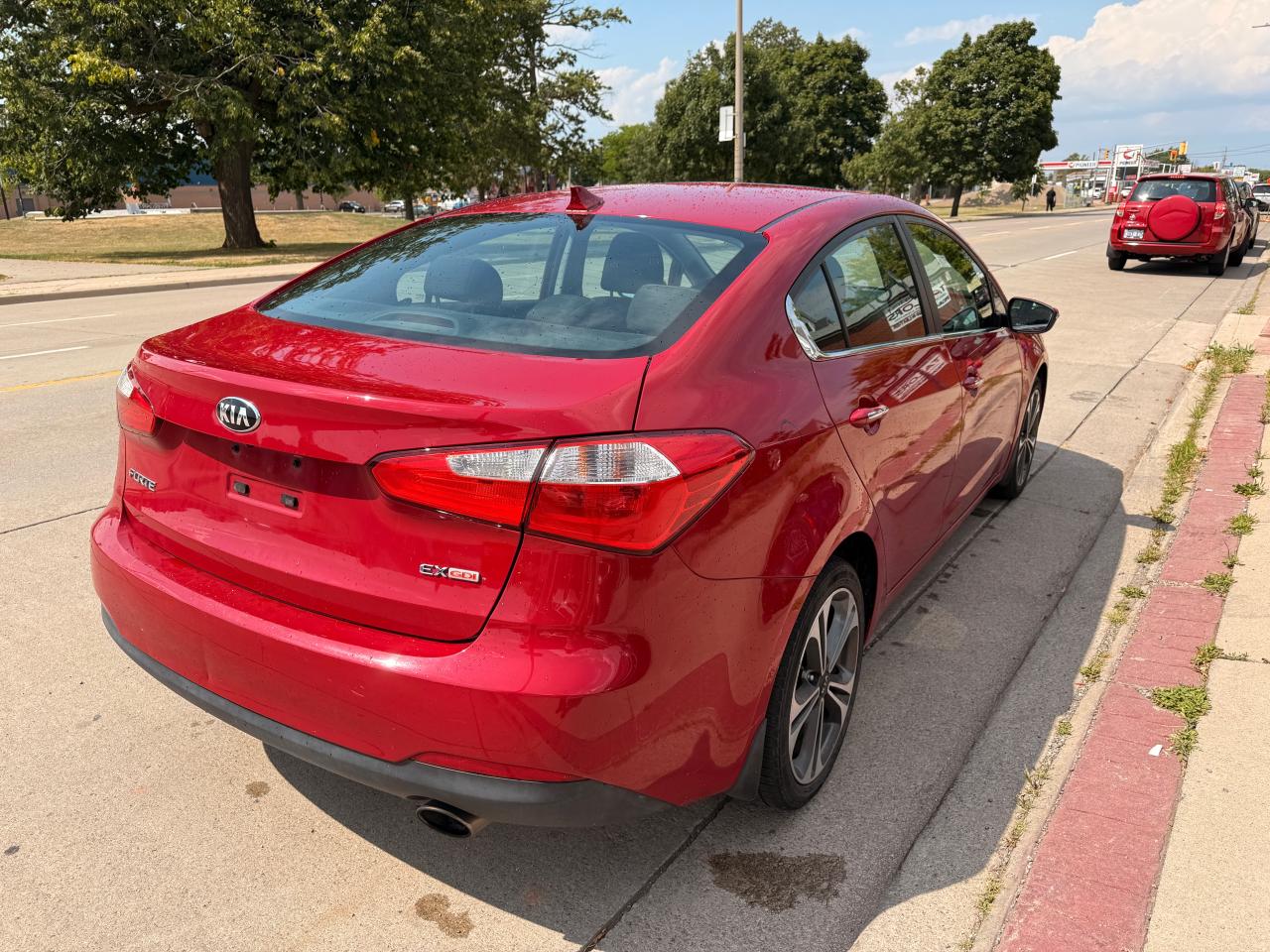 2014 Kia Forte 4dr Sdn Auto EX w/Sunroof - Photo #8