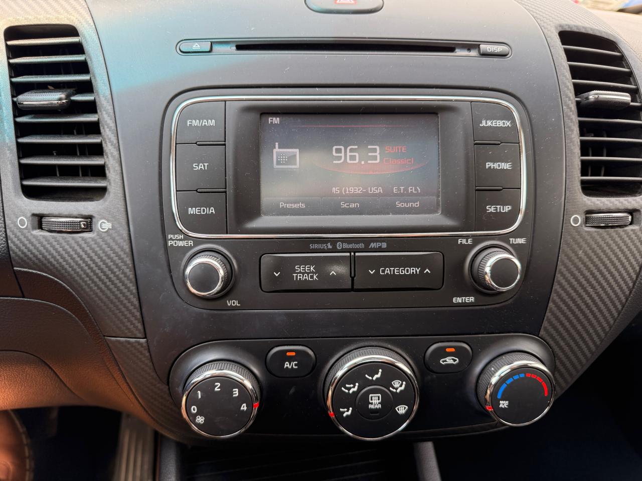 2014 Kia Forte 4dr Sdn Auto EX w/Sunroof - Photo #30