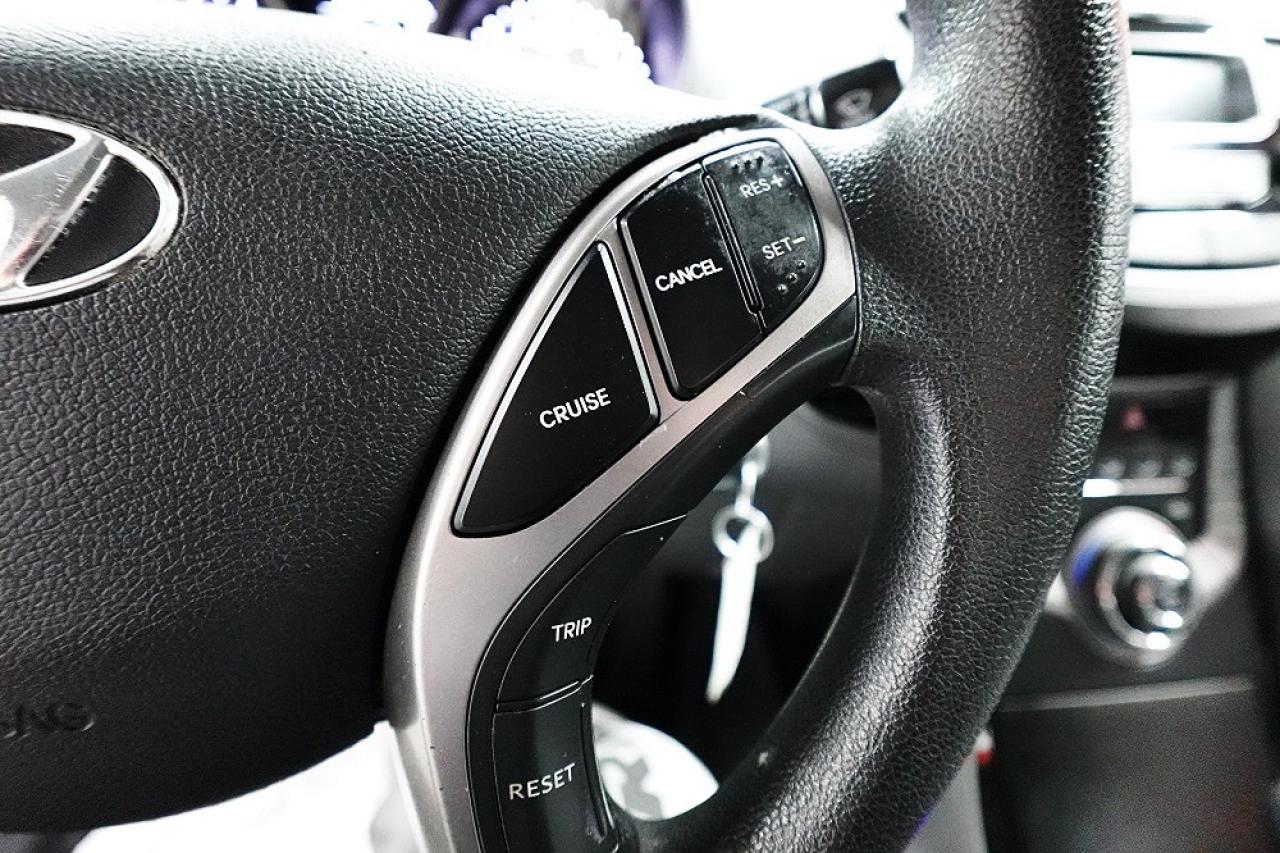 2013 Hyundai Elantra GL - LOW KM, NO ACCIDENT, WELL MAINTAINED - Photo #25