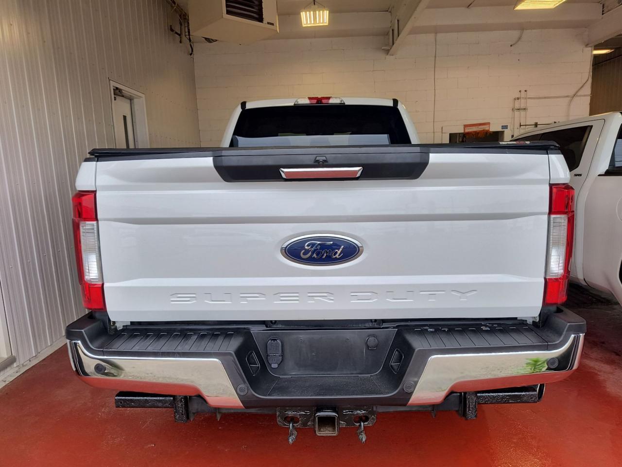 2019 Ford SUPER DUTY F-250 SRW XLT Photo0