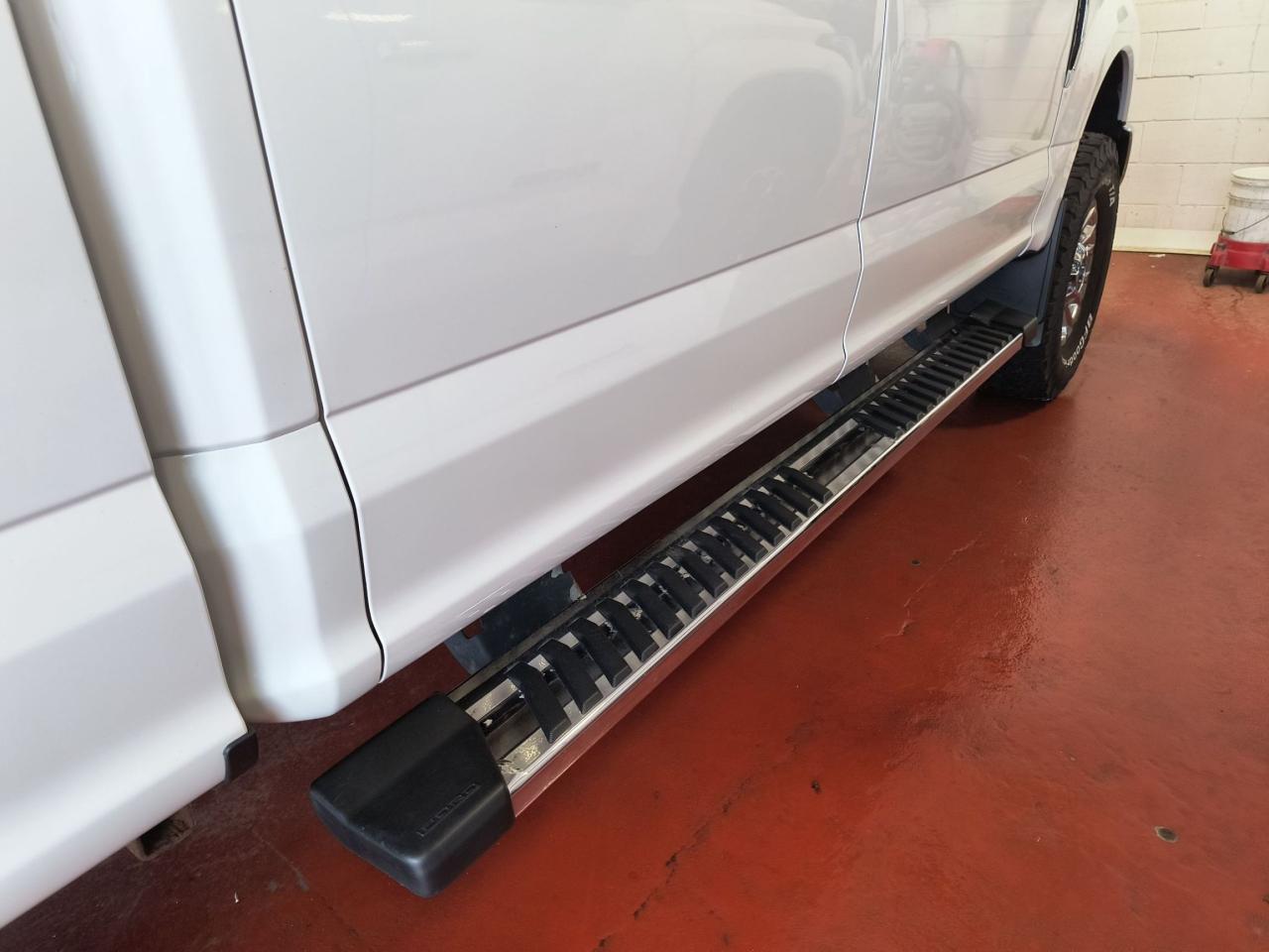 2019 Ford SUPER DUTY F-250 SRW XLT Photo0