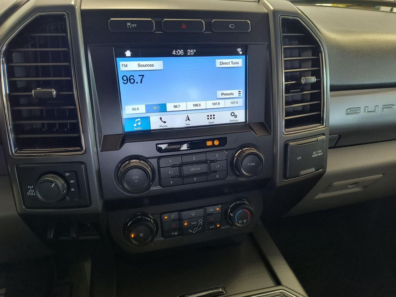 2019 Ford SUPER DUTY F-250 SRW XLT Photo0