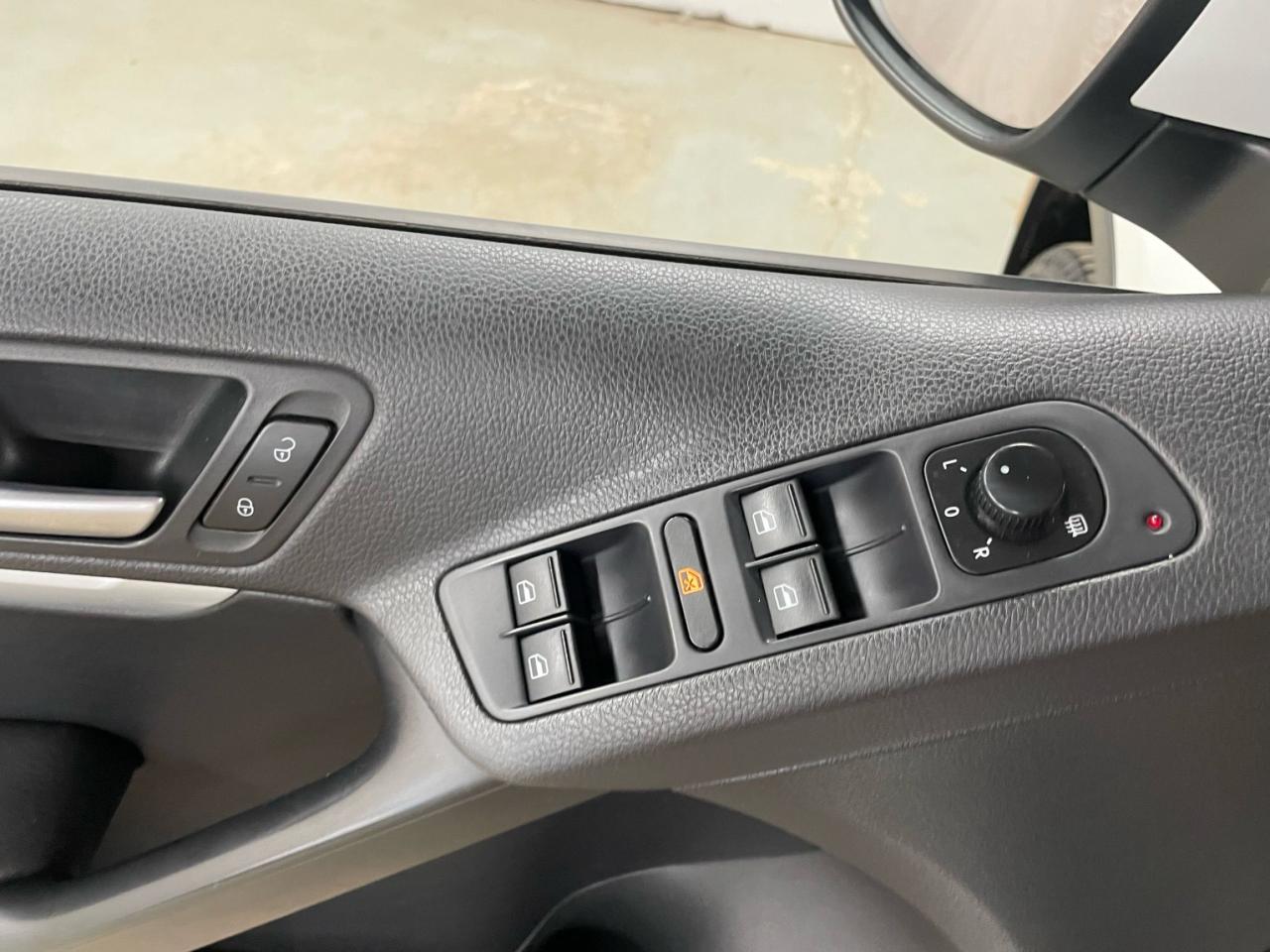 2015 Volkswagen Tiguan COMFORTLINE