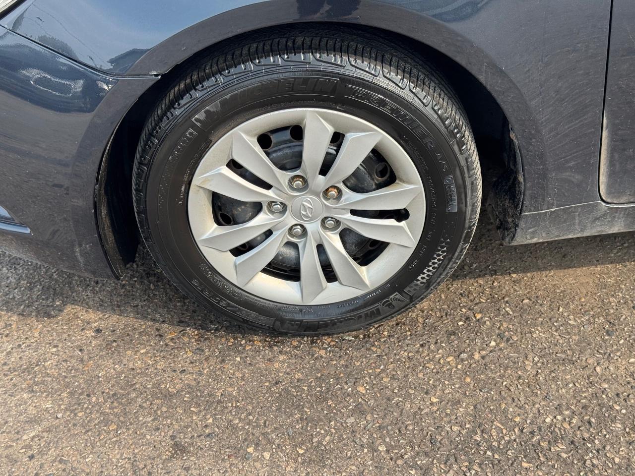 2011 Hyundai Sonata GL, AUTO, 4CYL, ONLY 45,000KMS, LOW KMS, CERTIFIED - Photo #9