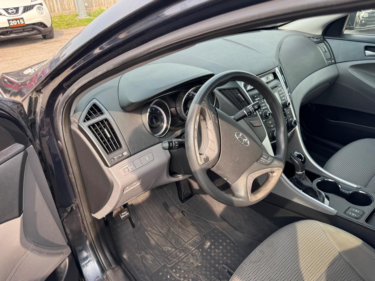 2011 Hyundai Sonata GL, AUTO, 4CYL, ONLY 45,000KMS, LOW KMS, CERTIFIED - Photo #10