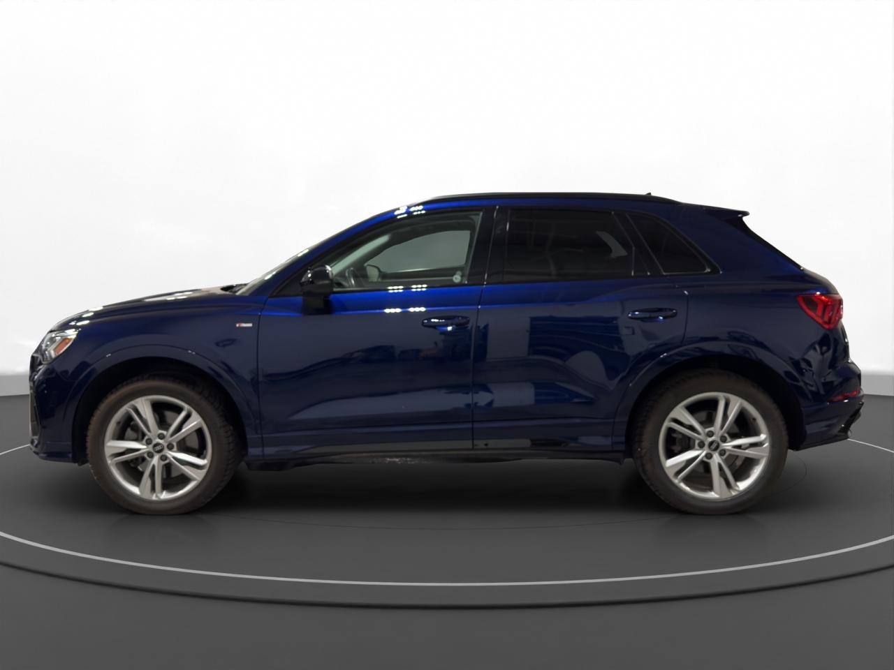 2021 Audi Q3 Technik - Photo #5