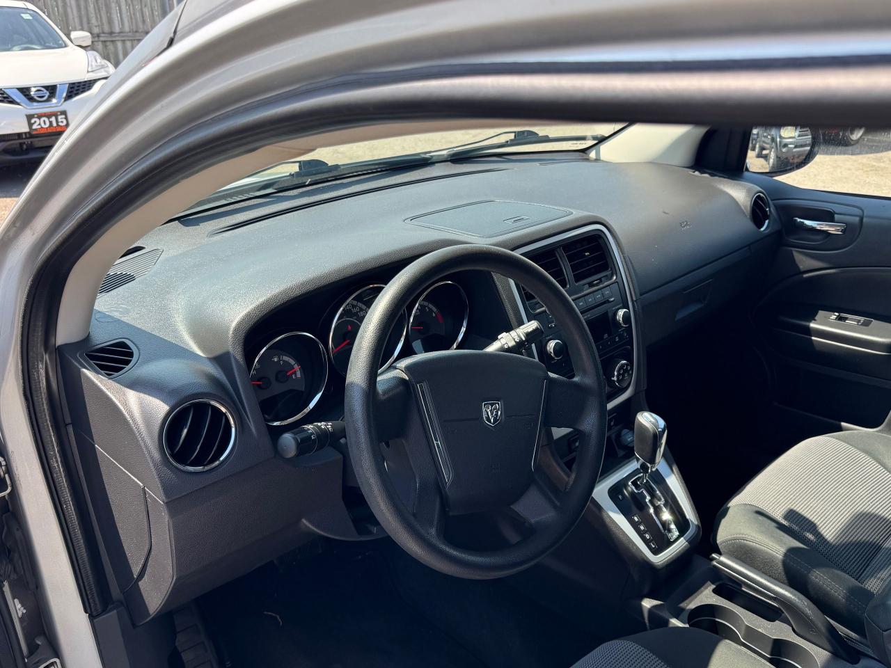 2010 Dodge Caliber SXT, AUTO, HATCH, ONLY 123KMS, AS IS SPECIAL - Photo #10