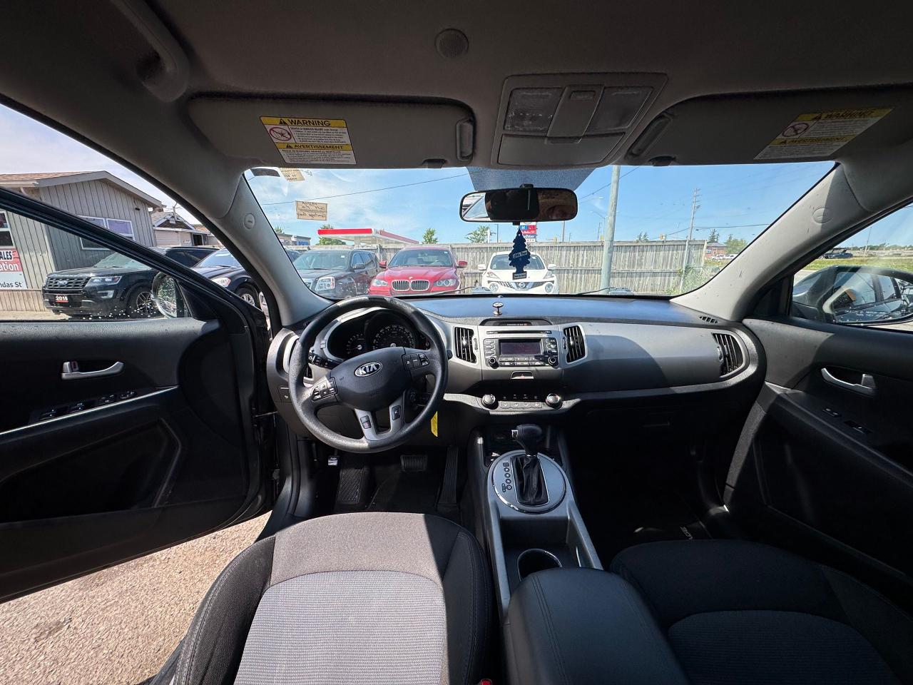 2014 Kia Sportage LX, AUTO, 4 CYL, ONLY 102KMS, ENGINE NOISY, AS IS - Photo #14