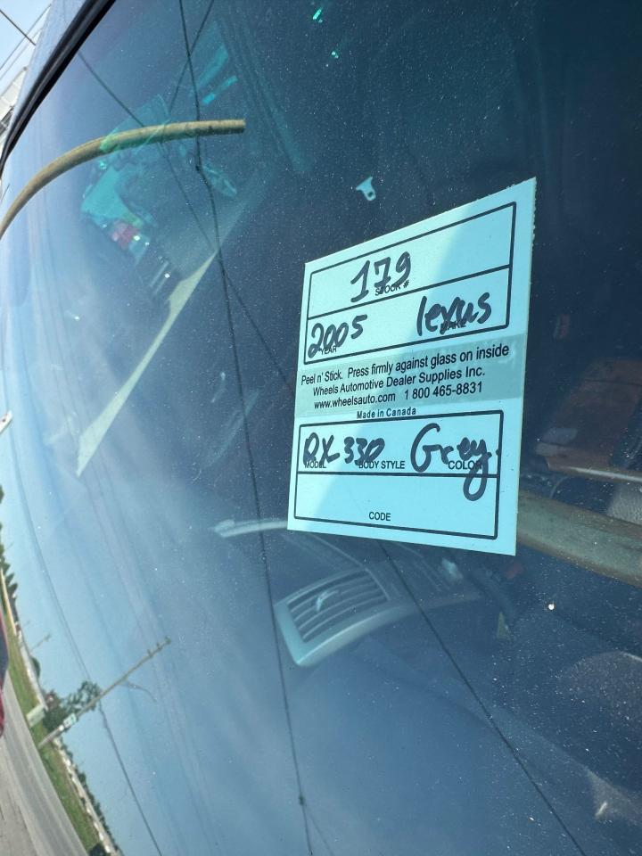 2005 Lexus RX 330 LEATHER, LOADED, ENGINE NEEDS REPAIR, DOES NOT RUN - Photo #16