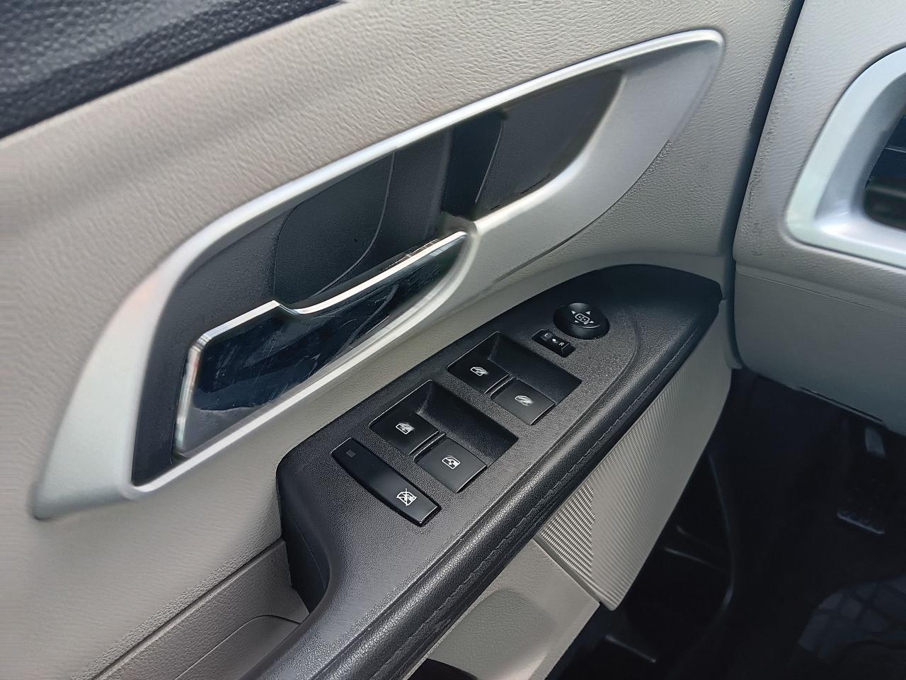 2010 Chevrolet Equinox LS AWD Remote Start - Photo #19
