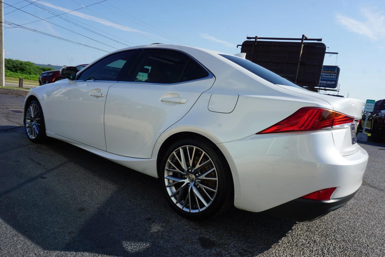 2017 Lexus IS 300 PREMIUM AWD CERTIFIED CAMERA BLUETOOTH LEATHER HEAT/COOL SUNROOF CRUISE ALLOYS - Photo #4