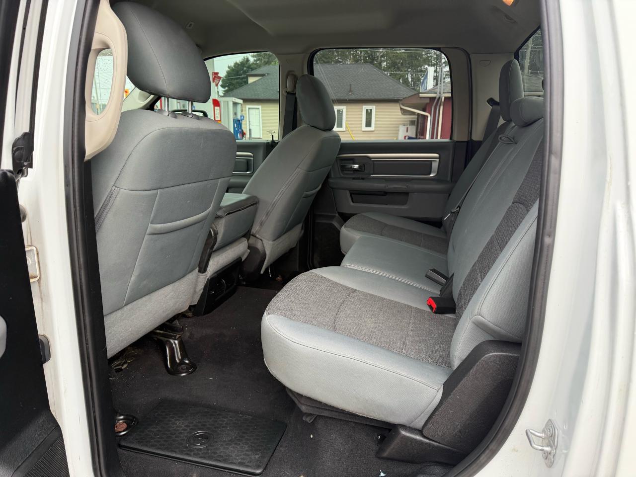 2019 RAM 1500 Classic SLT - Photo #8