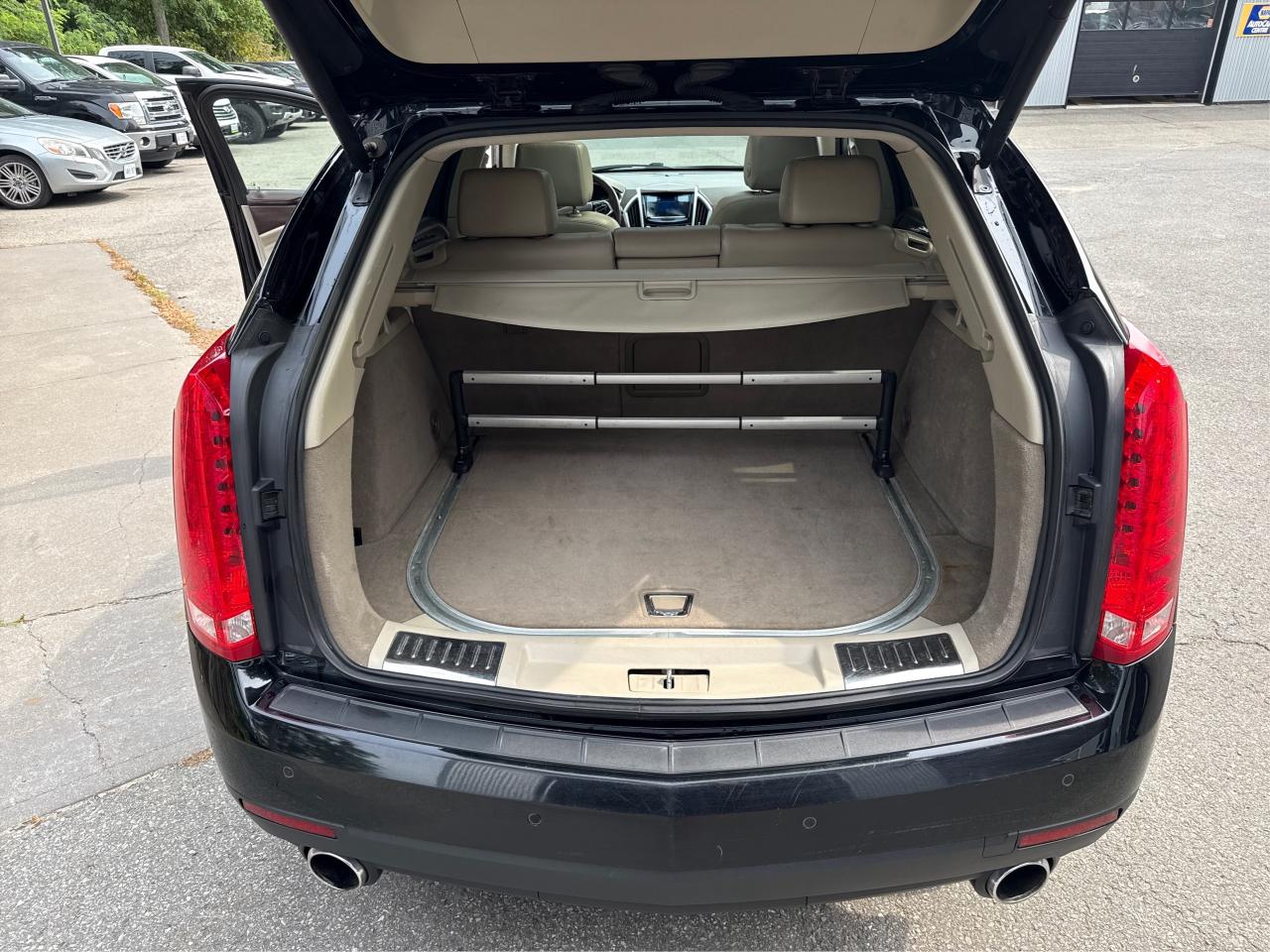 2016 Cadillac SRX Luxury - Photo #12