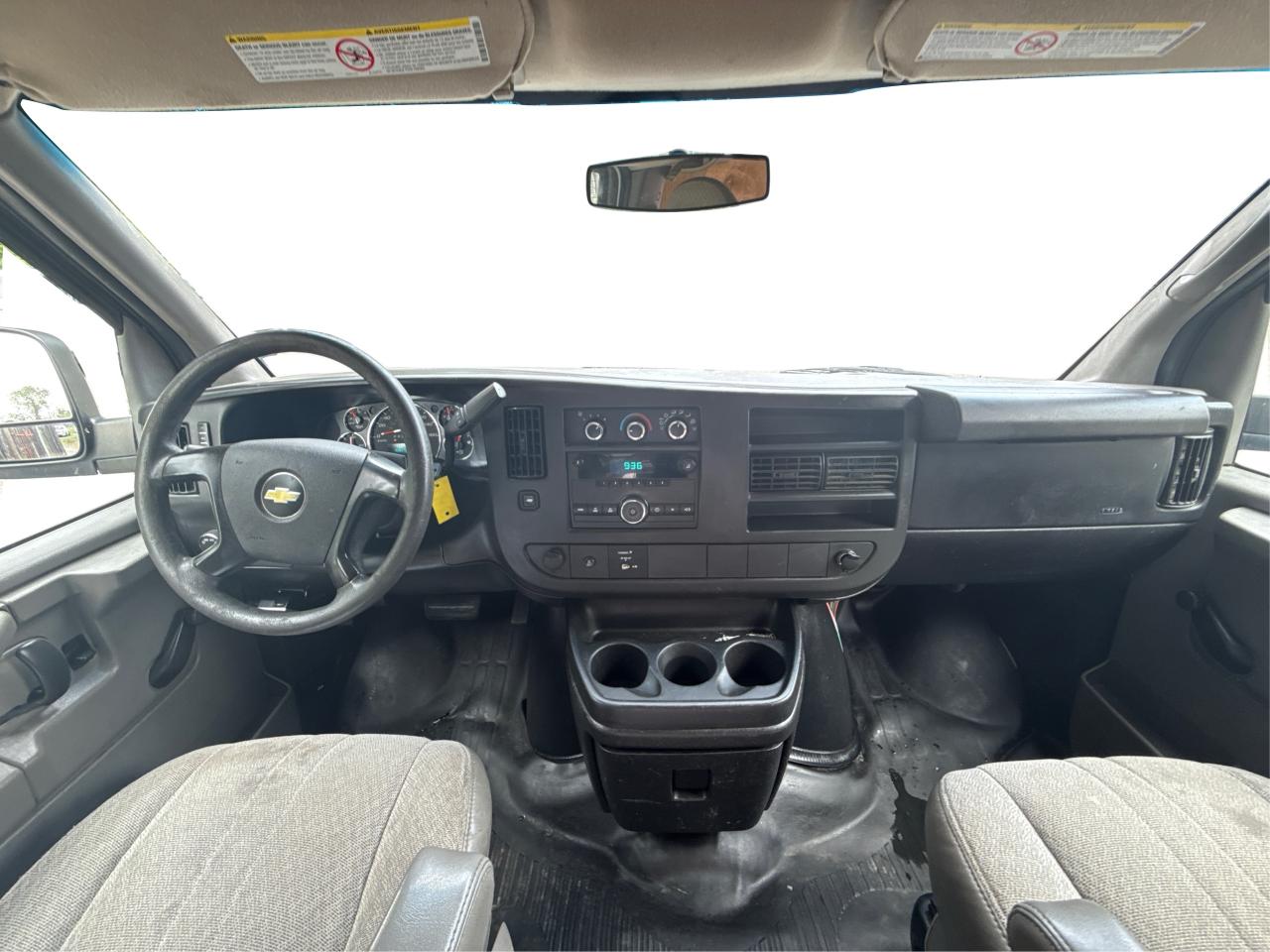 2012 Chevrolet Express G2500 - Photo #16