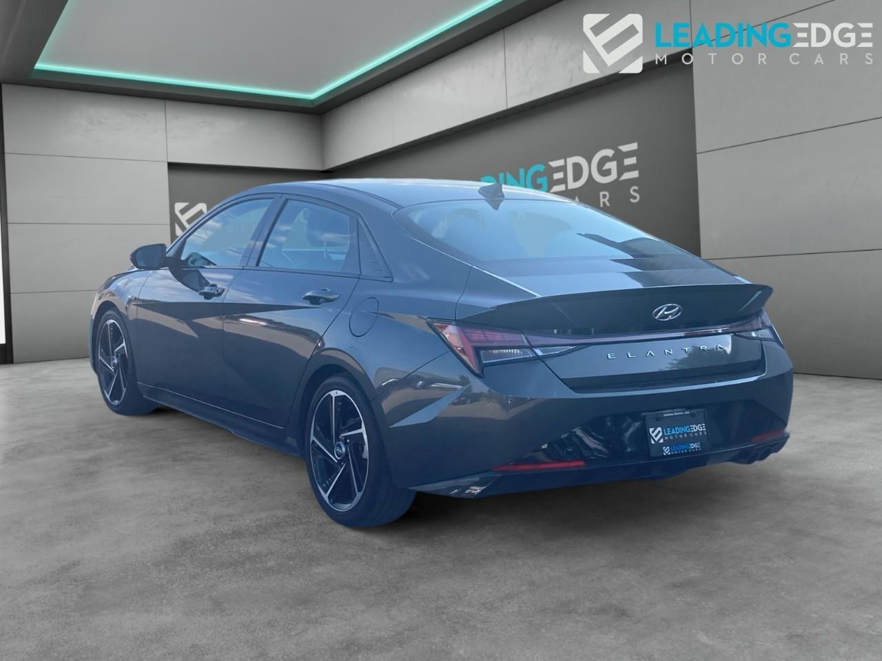 2022 Hyundai Elantra N LINE Photo4