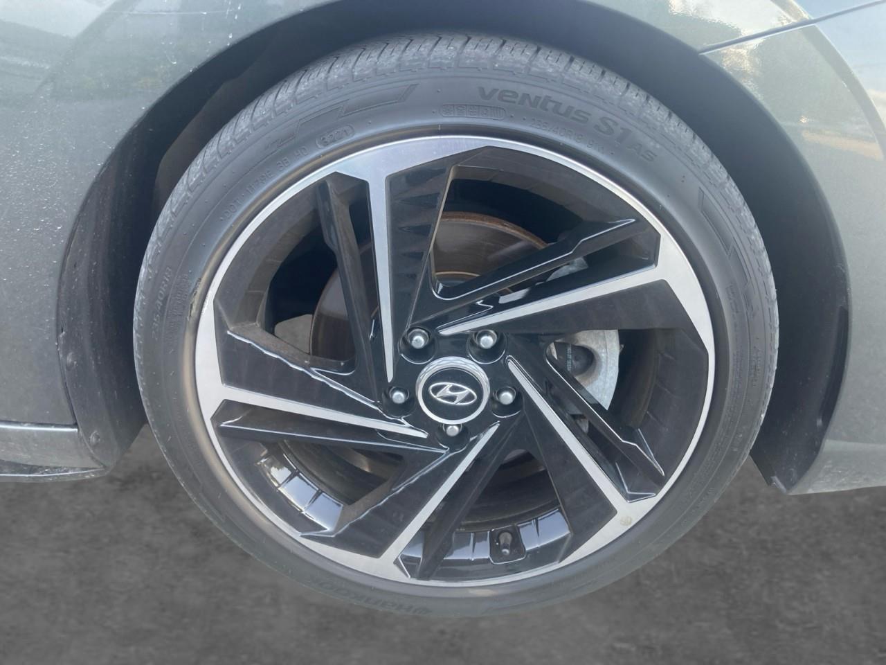 2022 Hyundai Elantra N LINE Photo