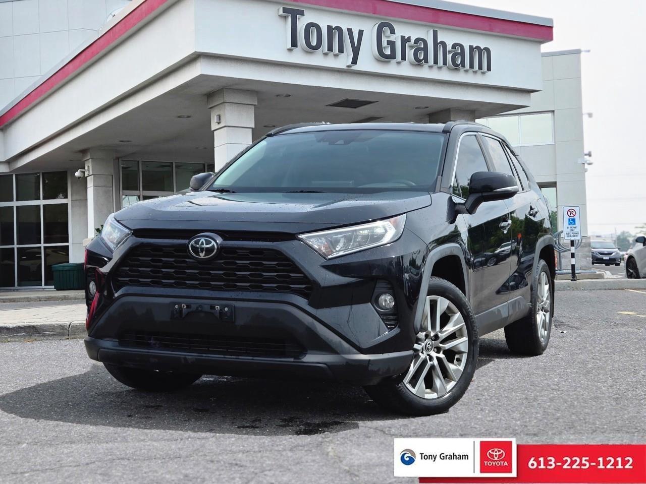 Used 2021 Toyota RAV4 XLE for sale in Ottawa, ON