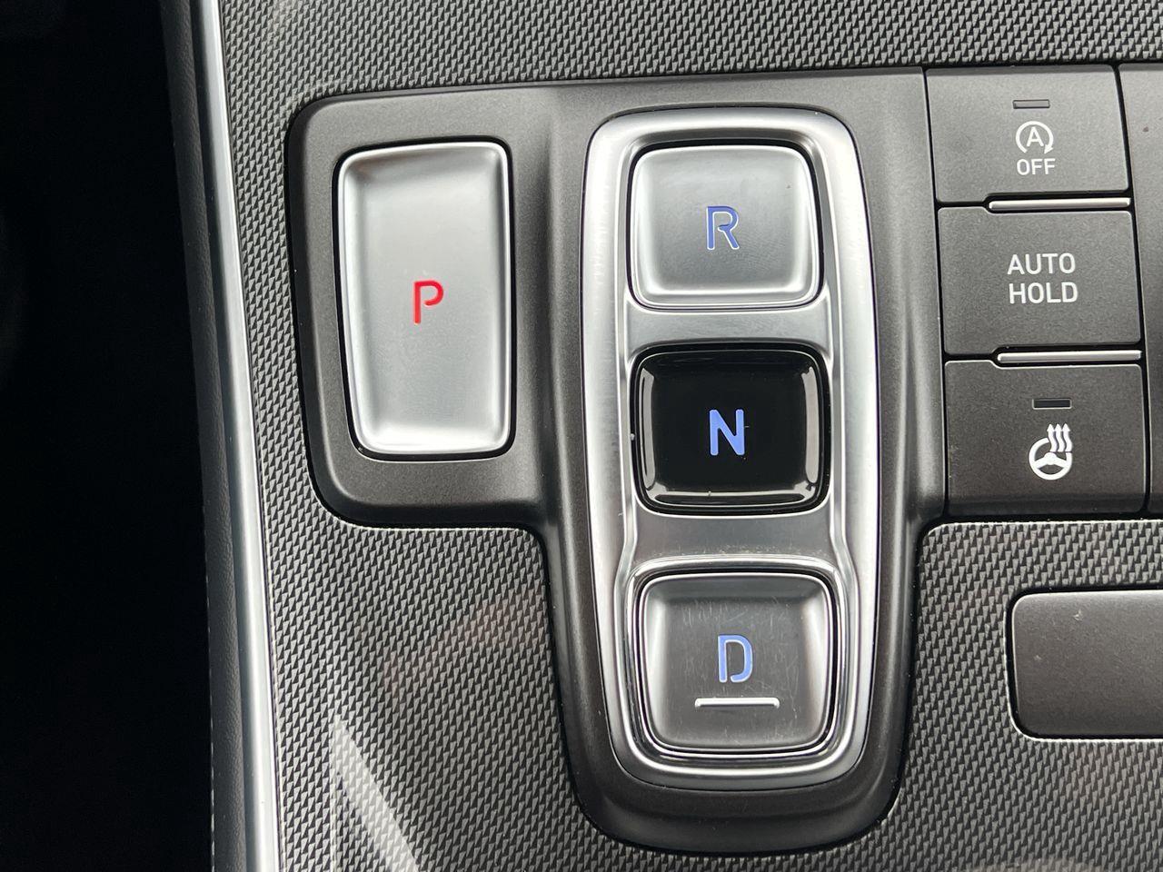 2021 Hyundai Santa Fe Preferred w/Trend Package MOONROOF, HEATED LEATHER SEATS, POWER SEATS, SIRIUS XM, CRUISE CONTROL, BACK UP CAM, REMOTE/PUSH TO Photo