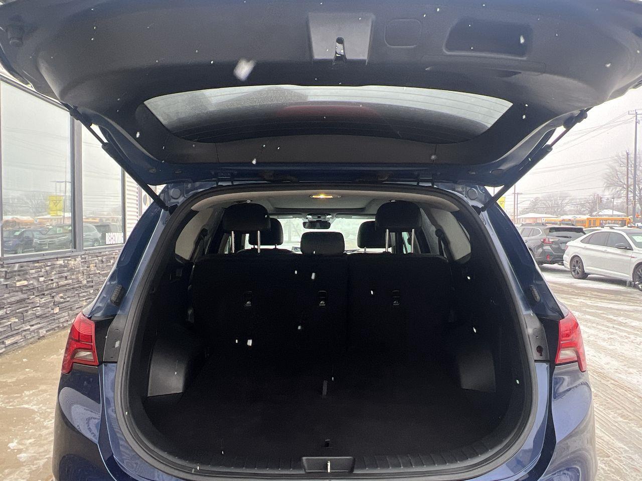 2021 Hyundai Santa Fe Preferred w/Trend Package MOONROOF, HEATED LEATHER SEATS, POWER SEATS, SIRIUS XM, CRUISE CONTROL, BACK UP CAM, REMOTE/PUSH TO Photo