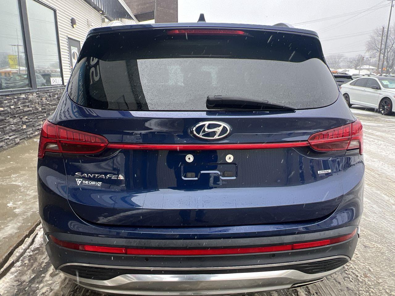 2021 Hyundai Santa Fe Preferred w/Trend Package MOONROOF, HEATED LEATHER SEATS, POWER SEATS, SIRIUS XM, CRUISE CONTROL, BACK UP CAM, REMOTE/PUSH TO Photo