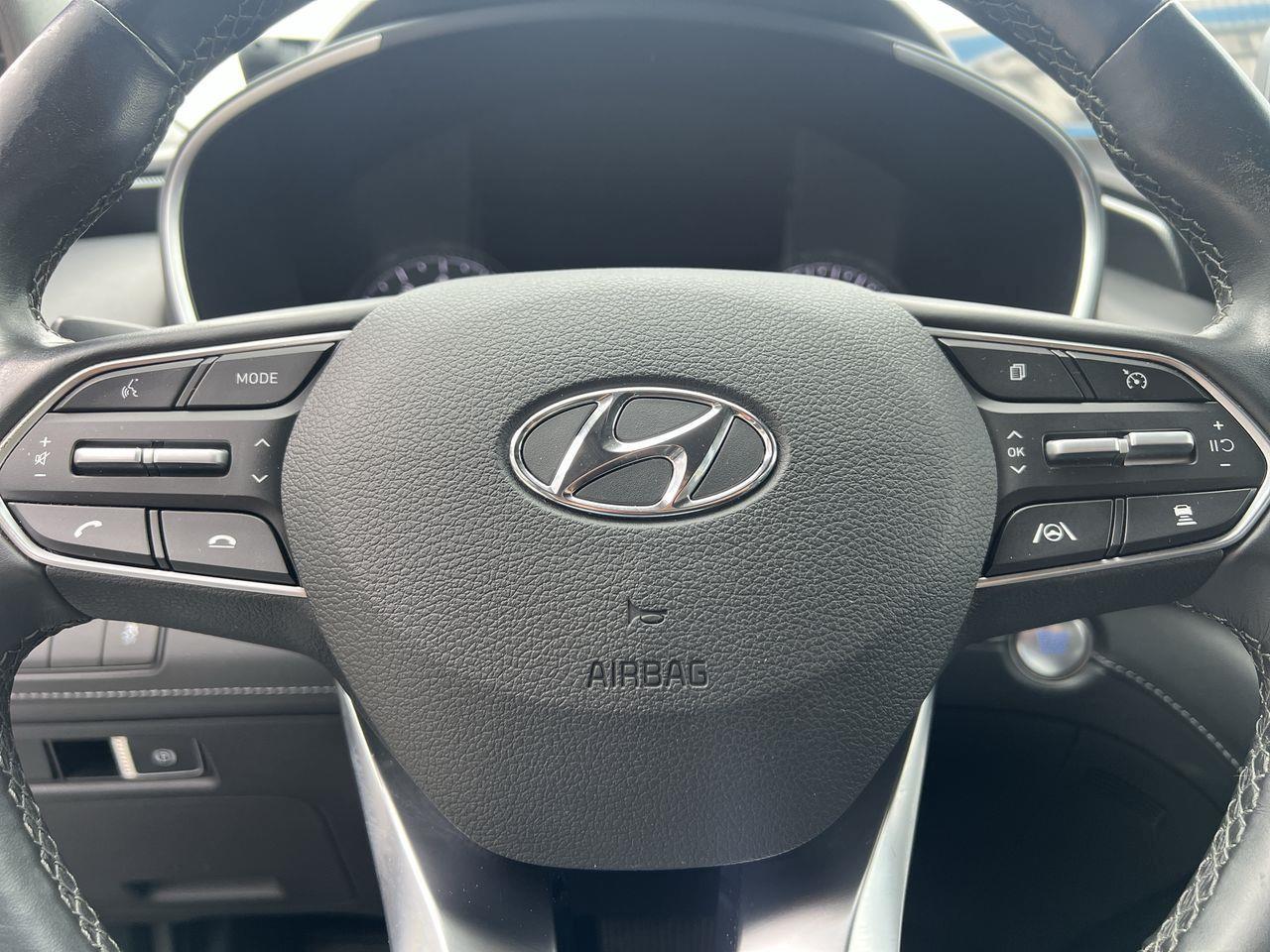 2021 Hyundai Santa Fe Preferred w/Trend Package MOONROOF, HEATED LEATHER SEATS, POWER SEATS, SIRIUS XM, CRUISE CONTROL, BACK UP CAM, REMOTE/PUSH TO Photo
