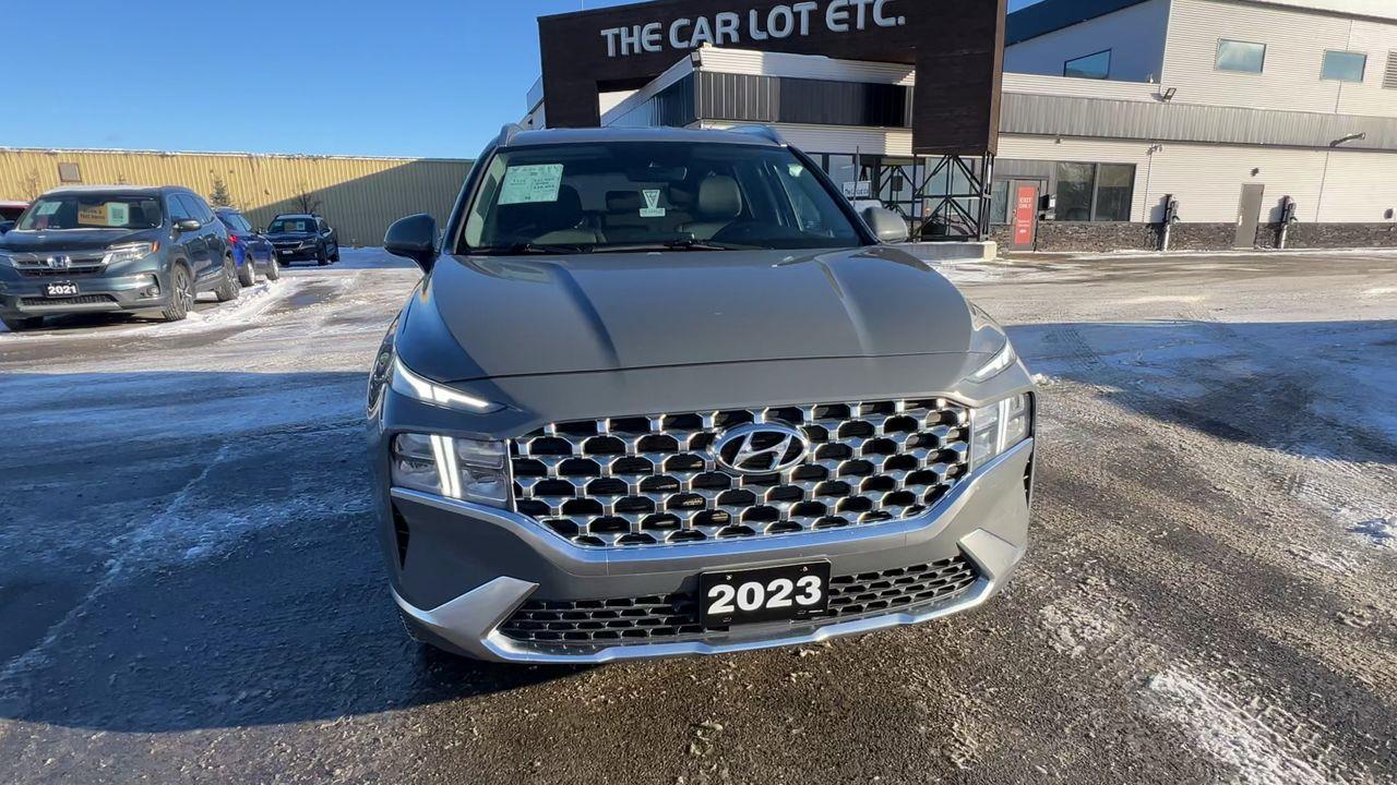 2023 Hyundai Santa Fe Preferred AWD, SIRIUS XM, APPLE CARPLAY/ANDROID AUTO, CRUISE CONTROL, HEATED SEATS, REMOTE START, BACK UP CAME Photo