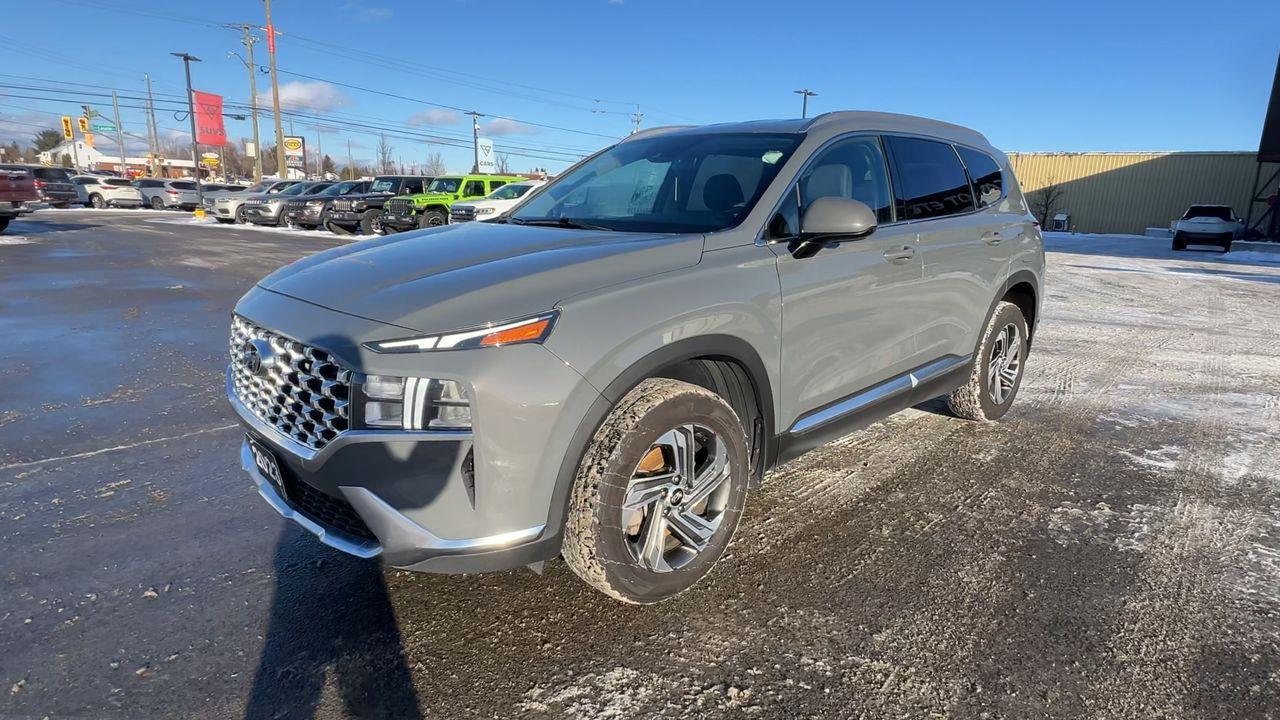 2023 Hyundai Santa Fe Preferred AWD, SIRIUS XM, APPLE CARPLAY/ANDROID AUTO, CRUISE CONTROL, HEATED SEATS, REMOTE START, BACK UP CAME Photo