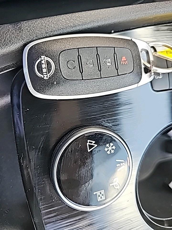 12815272