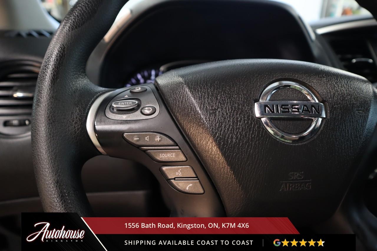 2020 Nissan Pathfinder 3RD ROW SEATING - BACKUP CAM Photo