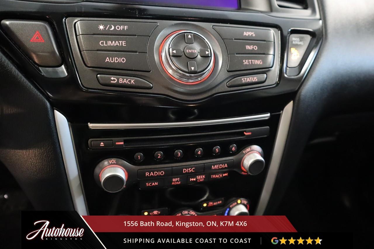 2020 Nissan Pathfinder 3RD ROW SEATING - BACKUP CAM Photo