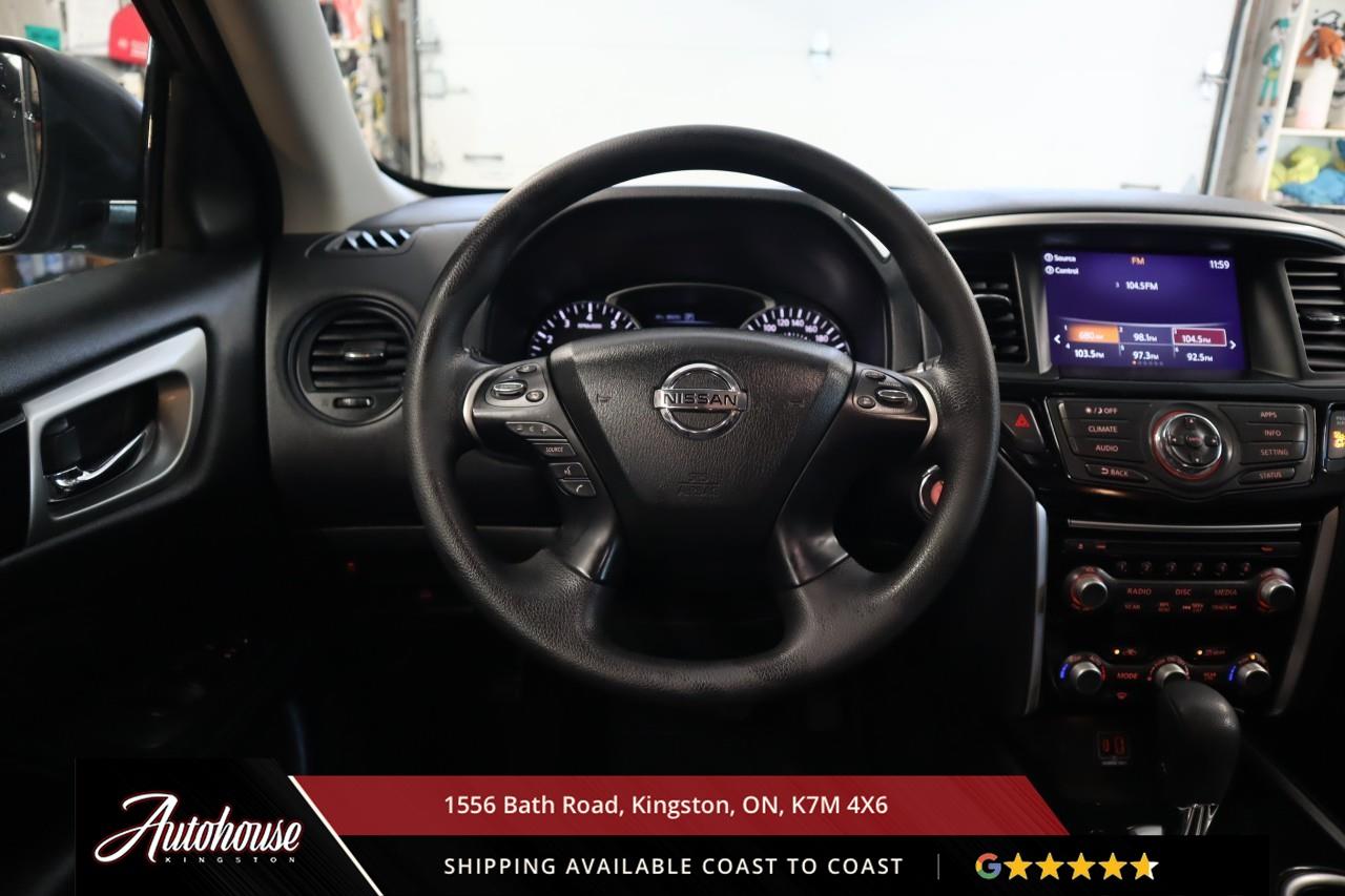 2020 Nissan Pathfinder 3RD ROW SEATING - BACKUP CAM Photo