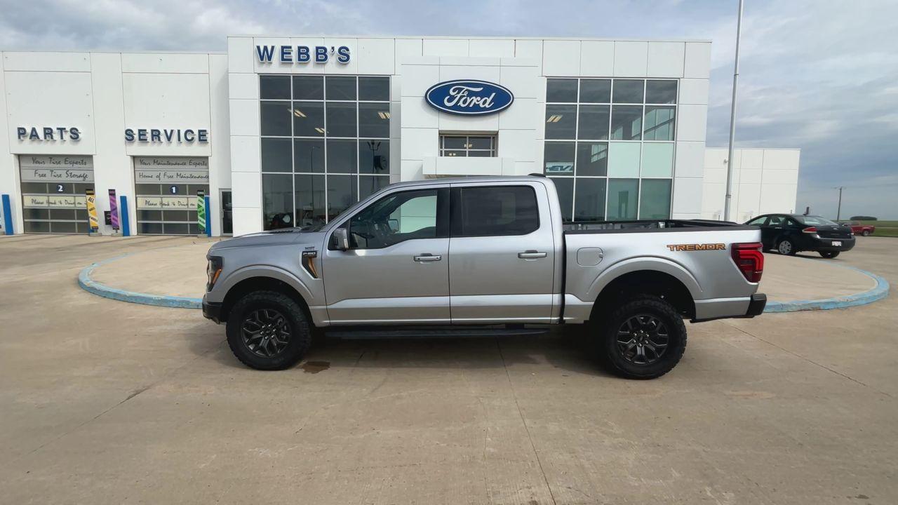 2025 Ford F-150 Tremor 4WD SuperCrew 5.5' Box Photo4