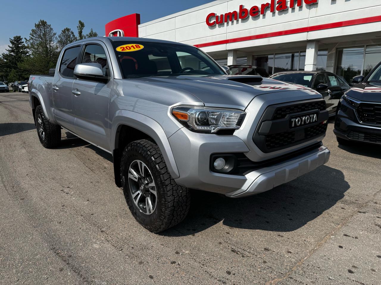 2018 Toyota Tacoma SR5 Photo1