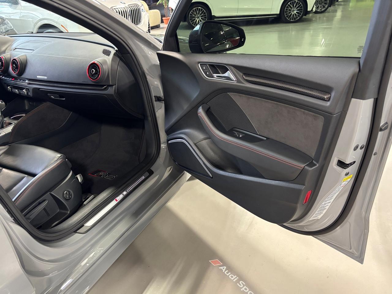 2019 Audi RS 3 Sedan QUATTRO|NAV|FRONTPPF|CARBON|LEATHER|BANGOLUFSEN|++ - Photo #14