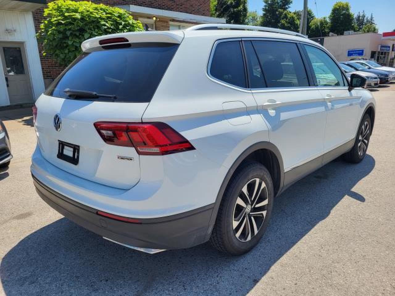 2020 Volkswagen Tiguan IQ DRIVE Photo31