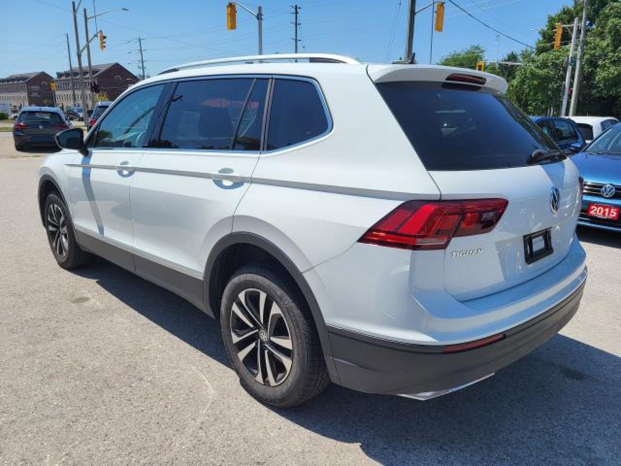 2020 Volkswagen Tiguan IQ DRIVE Photo33