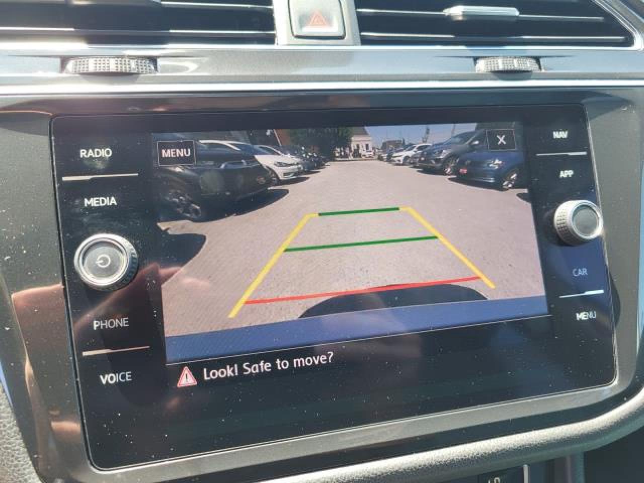 2020 Volkswagen Tiguan IQ DRIVE Photo45