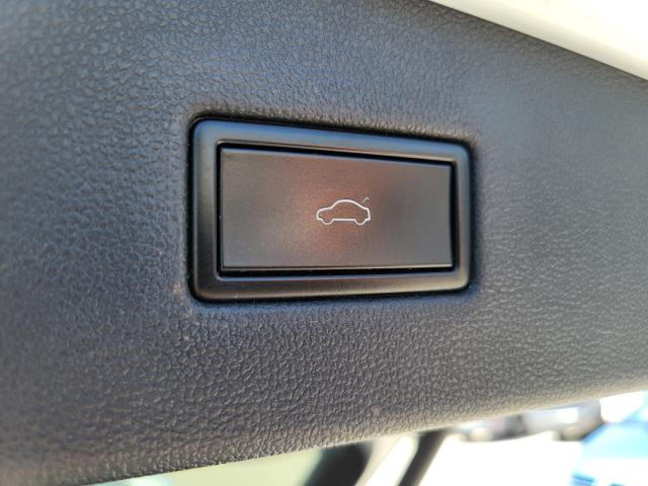 2020 Volkswagen Tiguan IQ DRIVE Photo24