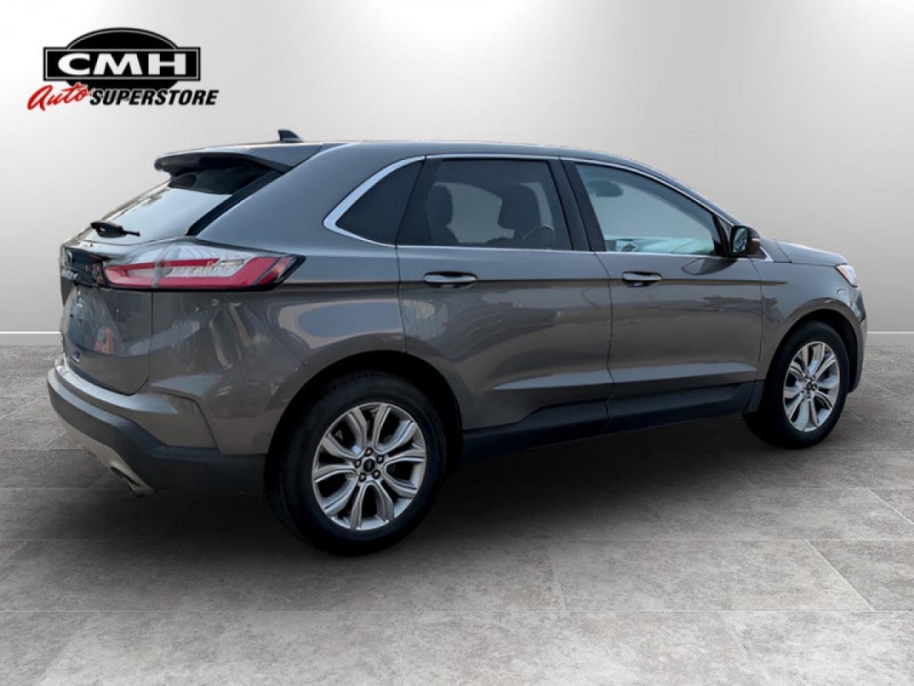 2021 Ford Edge Titanium  **CANADIAN TOURING PACKAGE** Photo4