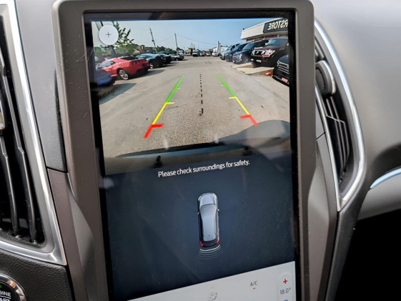 2021 Ford Edge Titanium  **CANADIAN TOURING PACKAGE** Photo