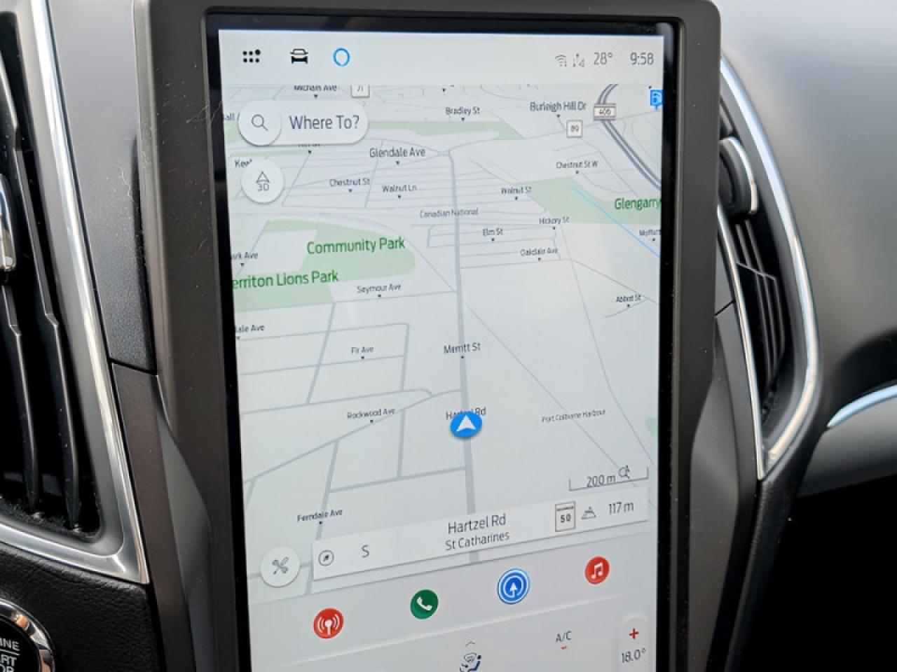 2021 Ford Edge Titanium  **CANADIAN TOURING PACKAGE** Photo