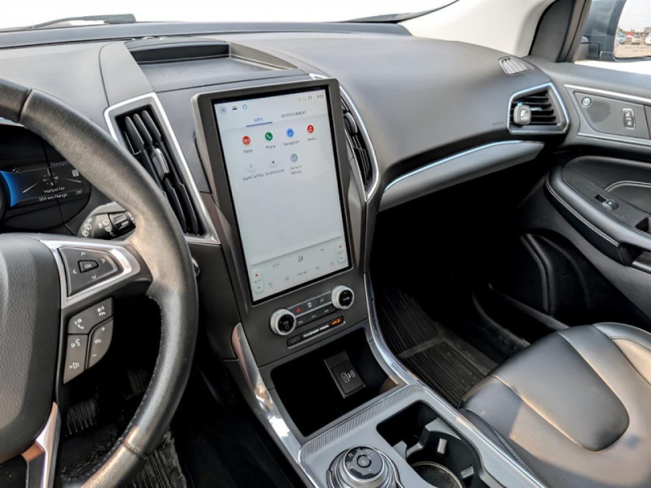 2021 Ford Edge Titanium  **CANADIAN TOURING PACKAGE** Photo