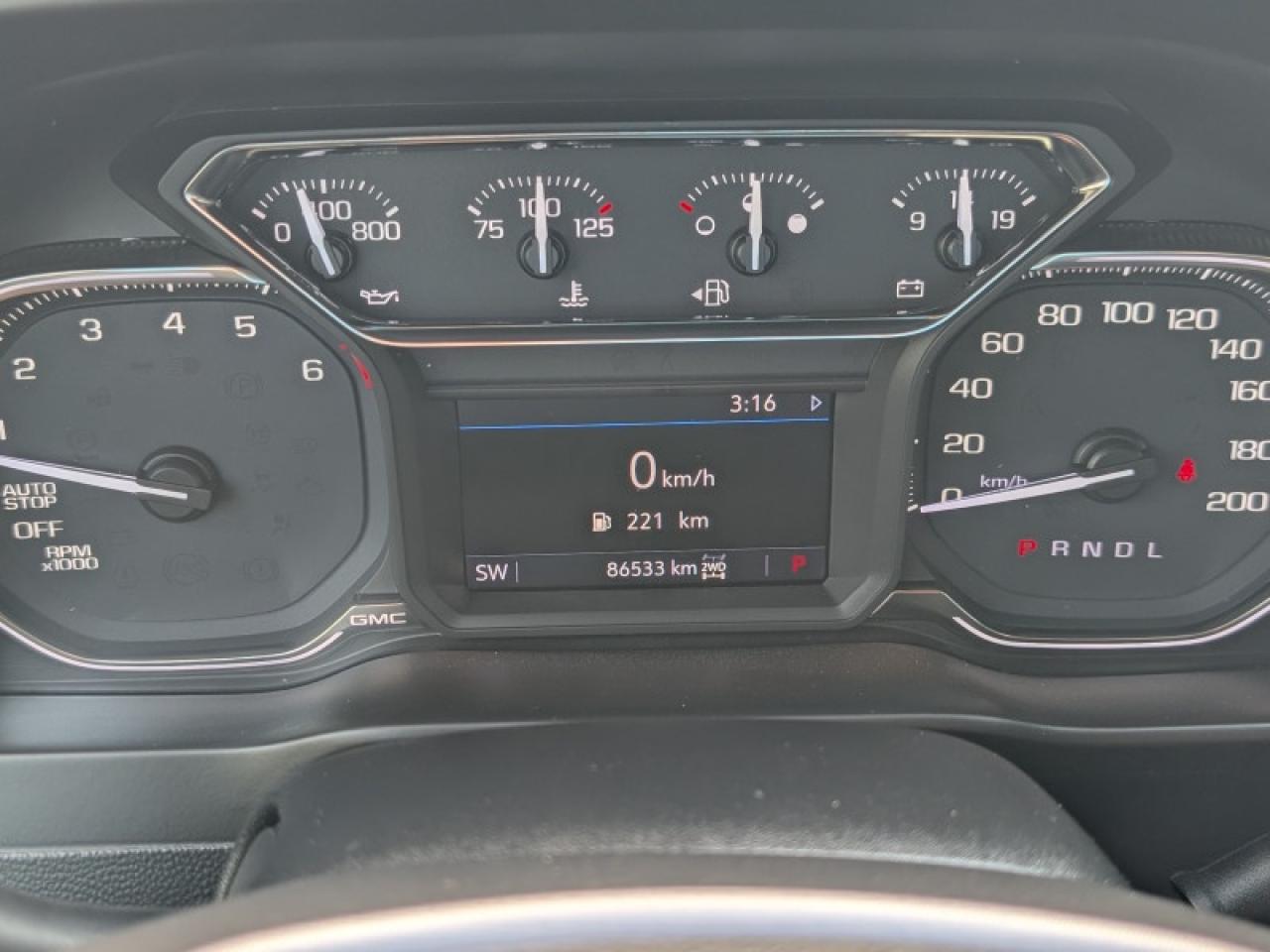 2019 GMC Sierra 1500 SLE  **LOW MILEAGE - 5.3L V8** Photo