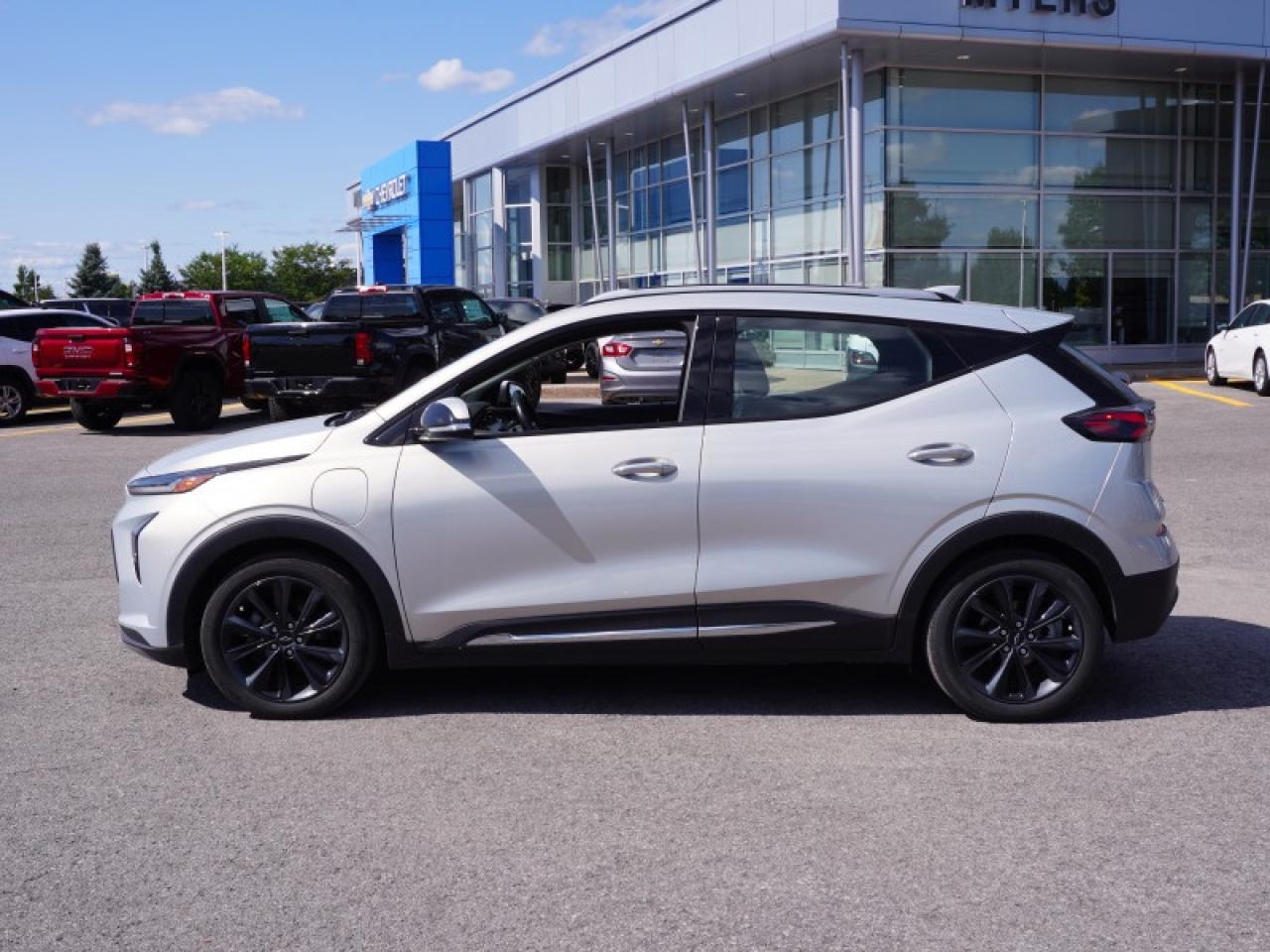 2022 Chevrolet Bolt EUV Premier  -  Fast Charging Photo